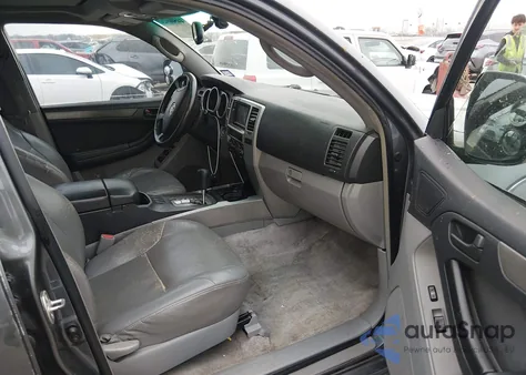 2004 Toyota 4Runner Sr5 V6 z USA, uszkodzony, nr VIN JTEZU14R840022243